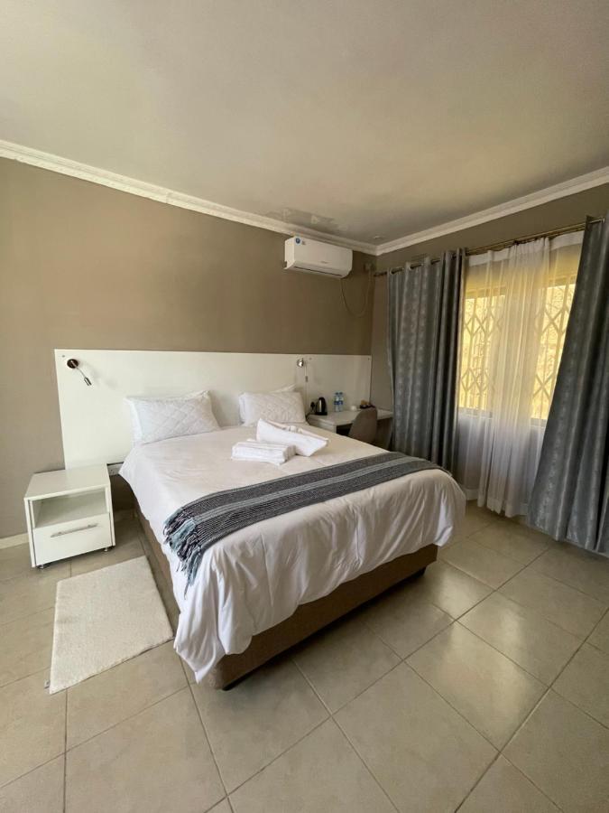 Legends Executive Lodge Choma Zewnętrze zdjęcie